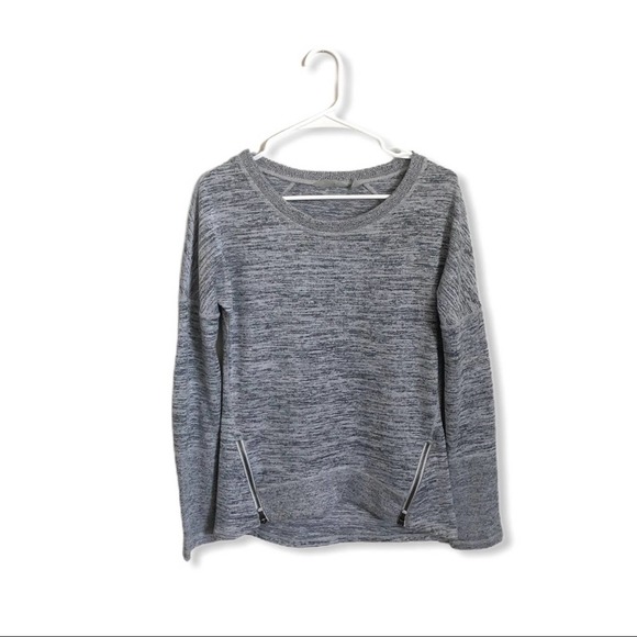 Athleta Blissful Sharkbite Hem Sweatshirt Zippers Heather Grey XS - Picture 3 of 9